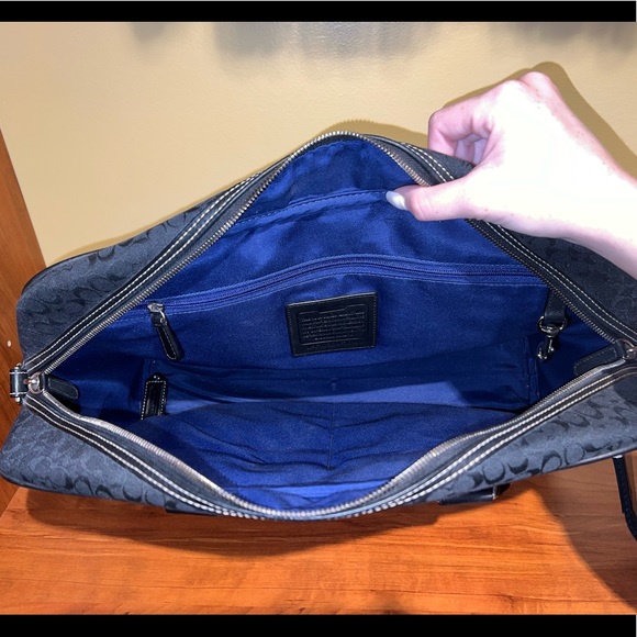 Coach satchel - Picture 4 of 5